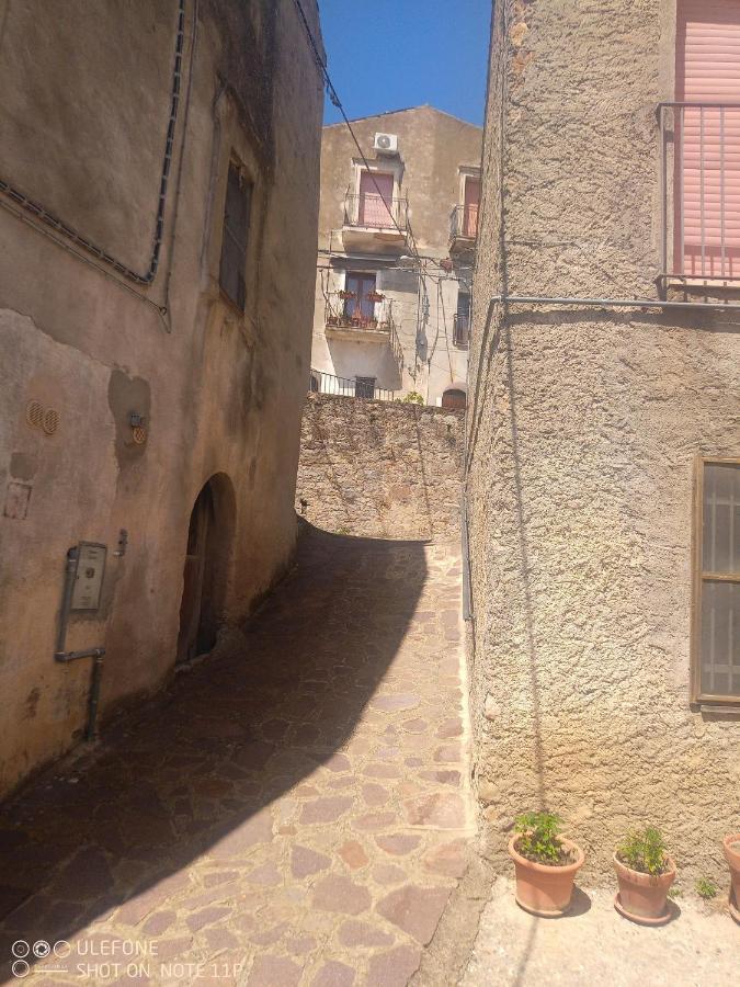 Casa Vacanze " Mela " ノーヴァ・シーリ エクステリア 写真